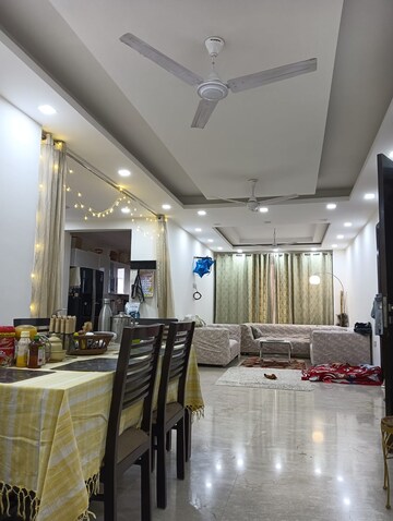Kitchen in 3 BHK Builder Floor at Ansal Plaza Sector-23, Sector 23 – for Rent