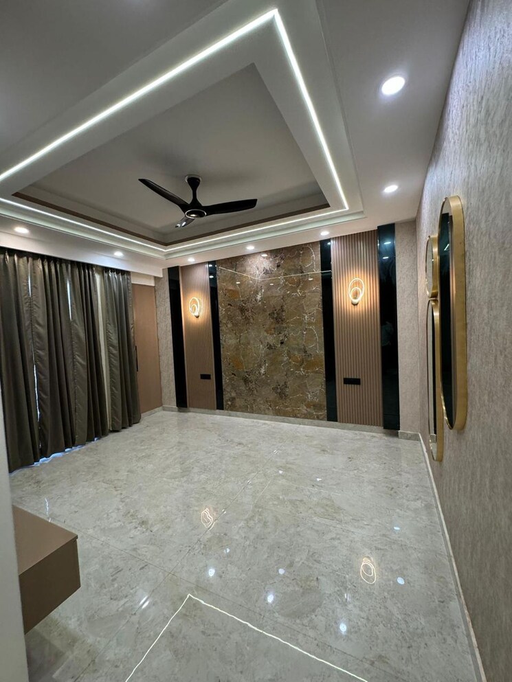 undefined, omaxe-designer-villas-mayfield-garden 4 Bedroom 2500 Sq.Ft. Builder Floor In Sector 51 Gurgaon 8272075