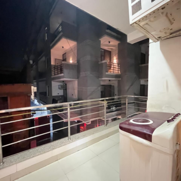 Balcony in 1 BHK Builder Floor at Saket – for Rent
