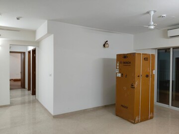 Room in 3.5 BHK Apartment at Godrej Woods, Sector 43 – for Sale