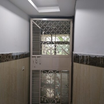 Kitchen in 2.5 BHK Apartment at Amrapali Silicon City, Sector 76 – for Rent