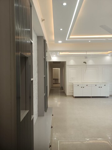 Building Lobby in 4 BHK Apartment at Lotus Panache, Sector 110 – for Rent