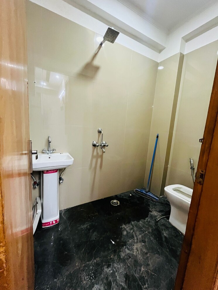 Exterior View, palm-residency-chhatarpur 6 Bedroom 115 Sq.Yd. Independent House In Chattarpur Delhi 8272187