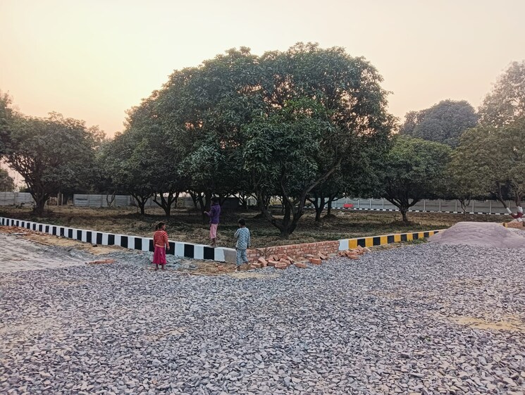 Exterior View, sahar-plaza-indira-nagar  1000 Sq.Yd. Plot In Indira Nagar Lucknow 8272223