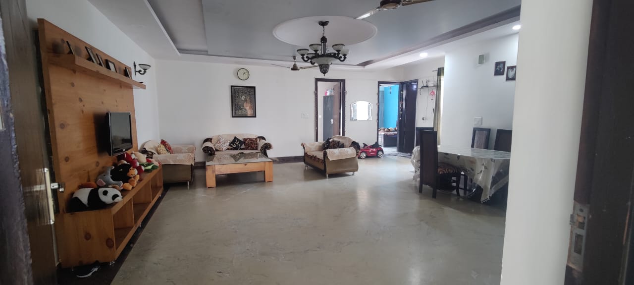 4 BHK + Pooja Room Builder Floor For Sale in Sector 43