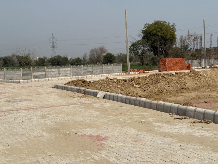 undefined, dwarka expressway  50 Sq.Yd. Plot In Dwarka Expressway Gurgaon 8272297
