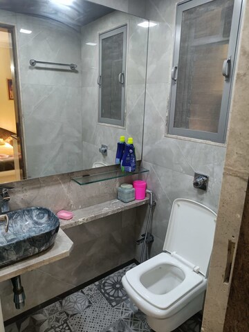 Bathroom in 4 BHK Apartment at Andheri West – for Sale