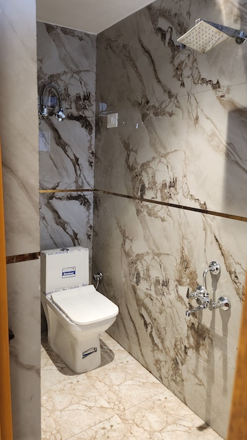 Bathroom in 1 BHK Builder Floor at Saket – for Rent