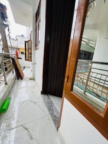 Balcony in 1 BHK Builder Floor at Saket – for Rent