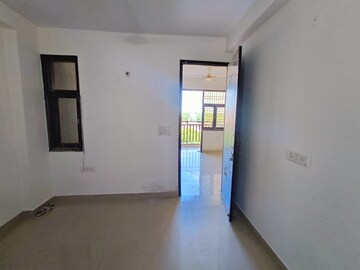 Building Lobby in 1 BHK Builder Floor at Saket – for Rent