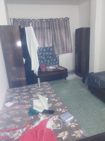 Room in  Pg at Murli Govind, Khar West – for Rent