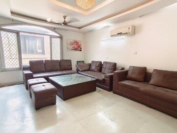 Living Room in 3 BHK Builder Floor at Saket – for Rent