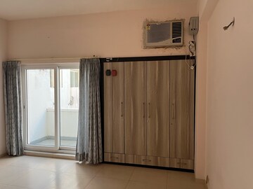 Room in 3 BHK Apartment at Vatika Urban Woods, Ajmer Road – for Rent