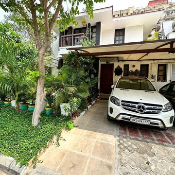 Parking in 3 BHK Villa at Vipul Tatvam Villas, Dhani – for Rent