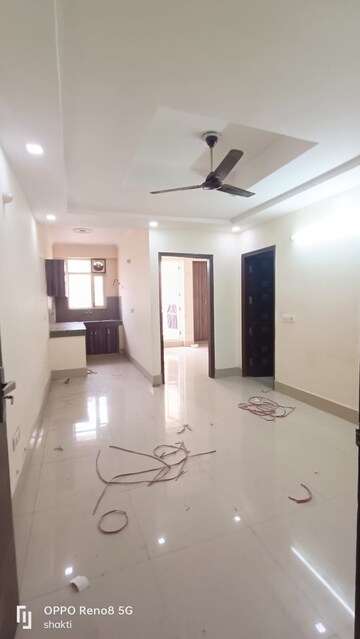 Room in 2 BHK Builder Floor at Saket – for Rent