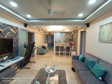 Living Room in 3.5 BHK Apartment at Andheri West – for Sale