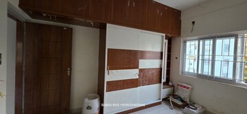 Bedroom in 2 BHK Apartment at Hbr Layout – for Rent
