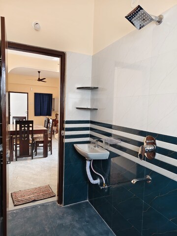 Gym in 1 BHK Apartment at Begumpet – for Rent