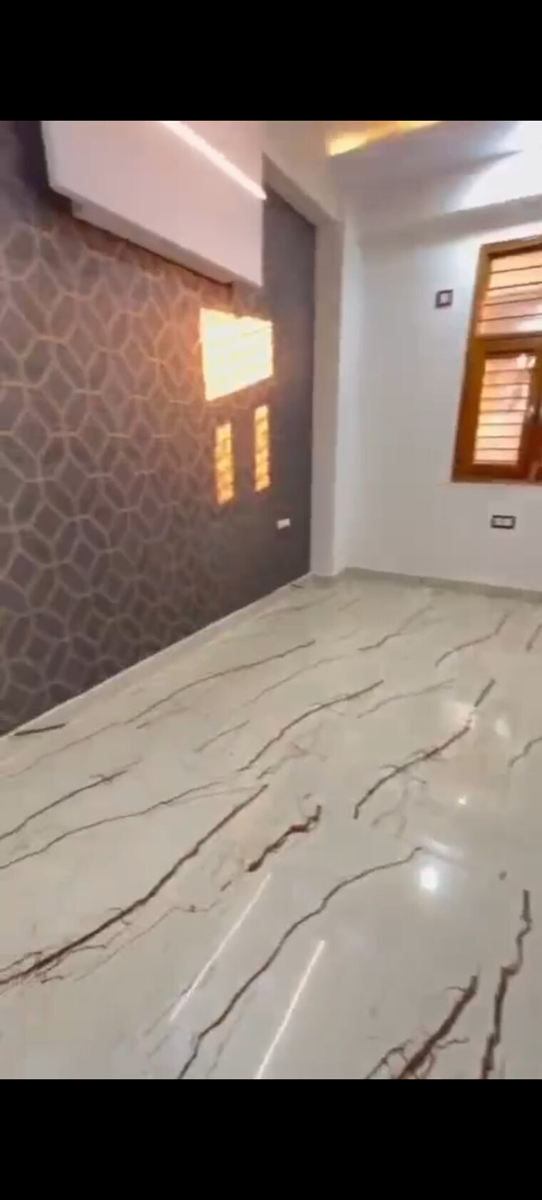 Room, sector 104 3 Bedroom 1500 Sq.Ft. Builder Floor In Sector 104 Noida 8272420