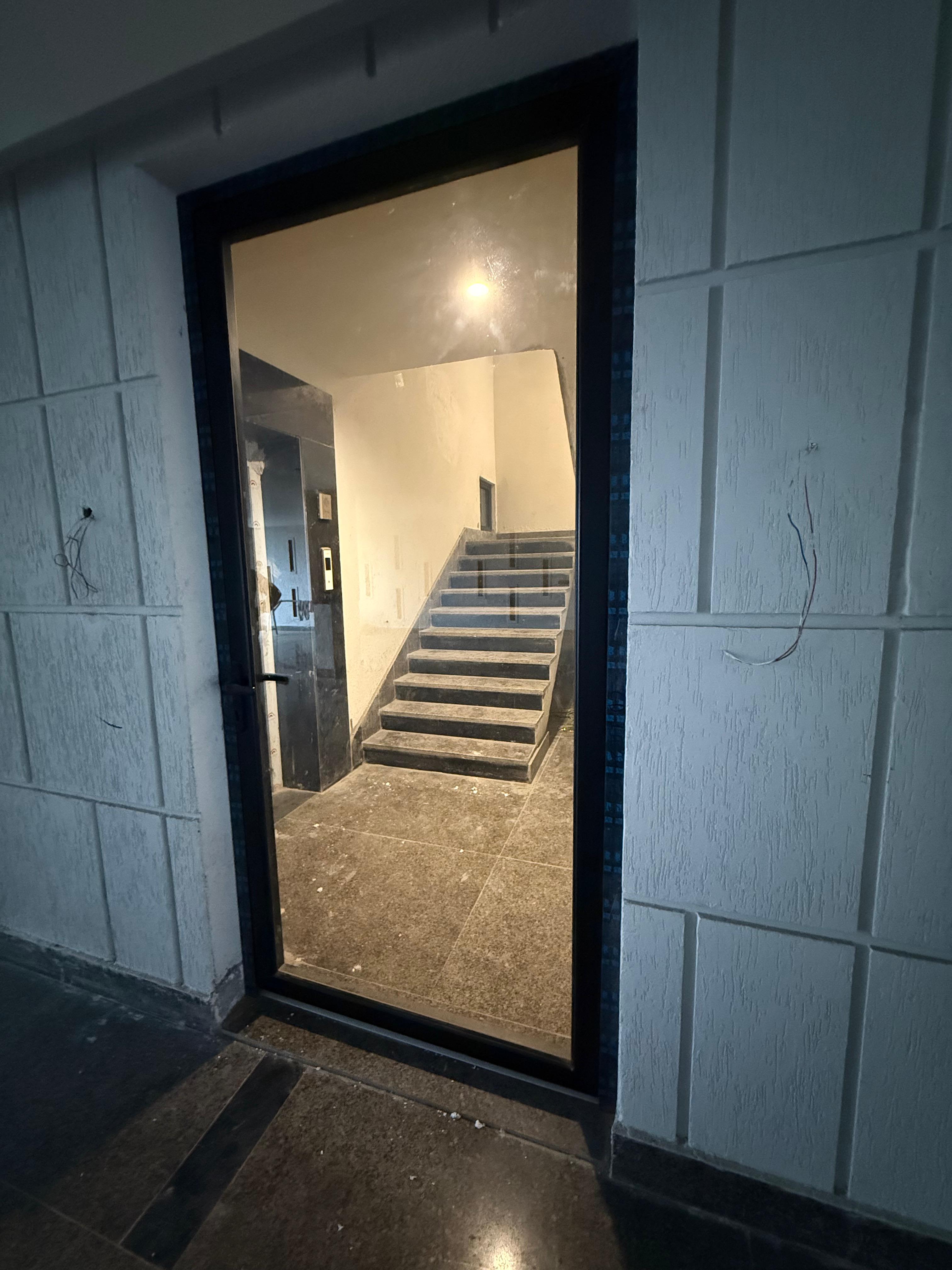 4 BHK + Servant Room 3100 Sq.Ft. Builder Floor in Srishti Greenfield Homes