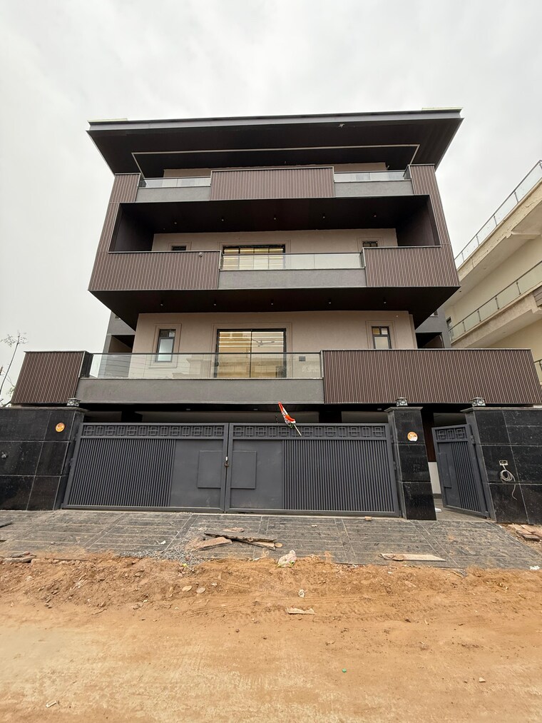 Exterior View, srishti-greenfield-homes 4 Bedroom 3100 Sq.Ft. Builder Floor In Green Fields Colony Faridabad 8272449