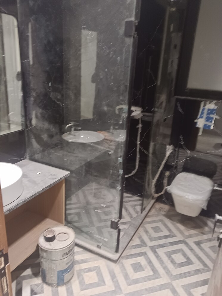 Master Bedroom, sukhdev vihar 4 Bedroom 300 Sq.Yd. Builder Floor In Sukhdev Vihar Delhi 8272480