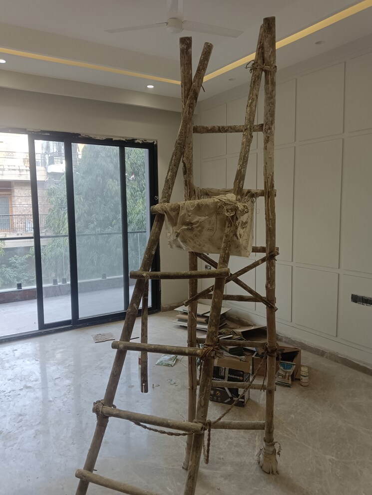 undefined, sukhdev vihar 4 Bedroom 300 Sq.Yd. Builder Floor In Sukhdev Vihar Delhi 8272480