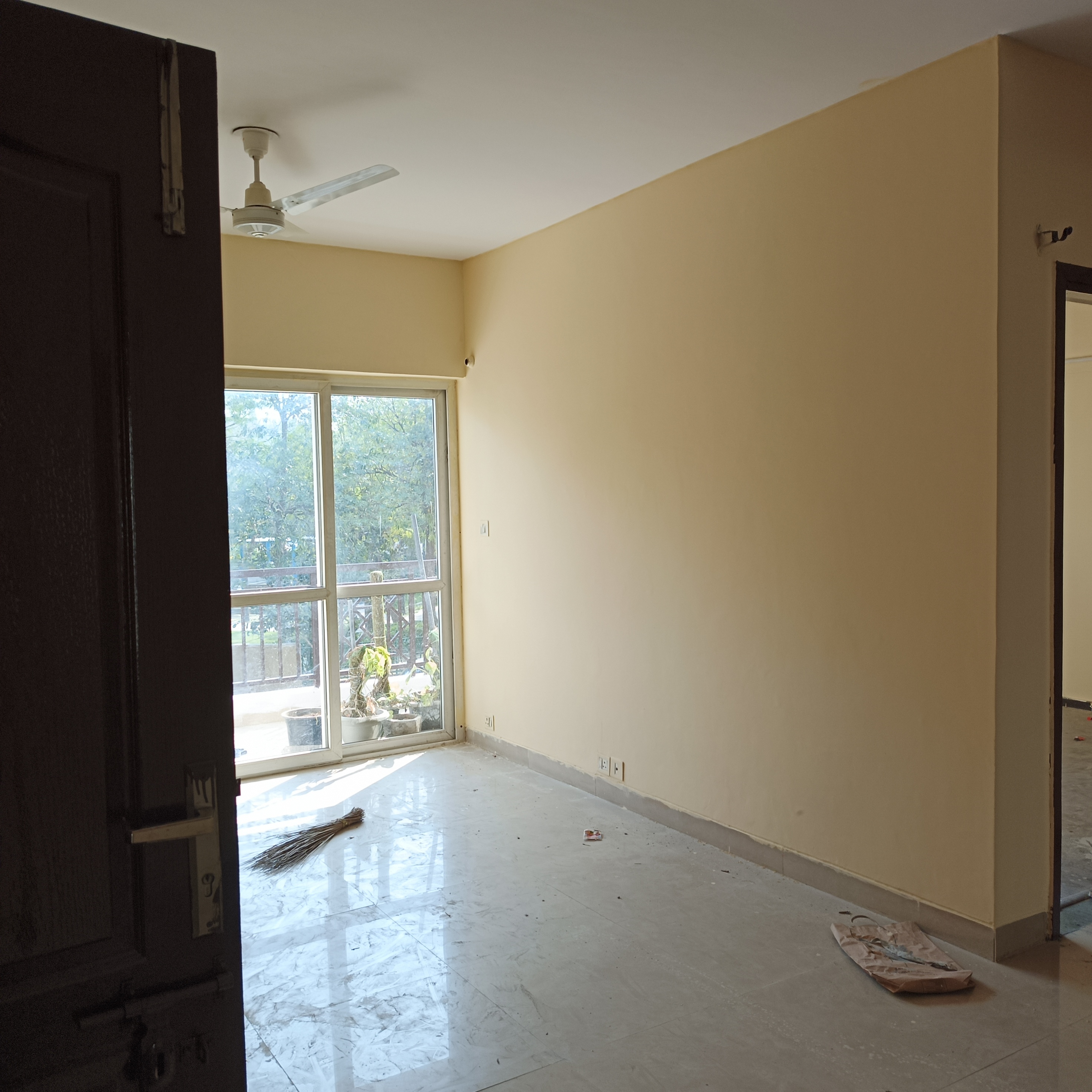3 BHK + Servant Room Apartment For Sale in Shiv Sai Ozone Park