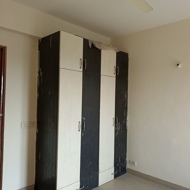 Room, shiv-sai-ozone-park 3 Bedroom 1700 Sq.Ft. Apartment In Sector 86 Faridabad 8272541