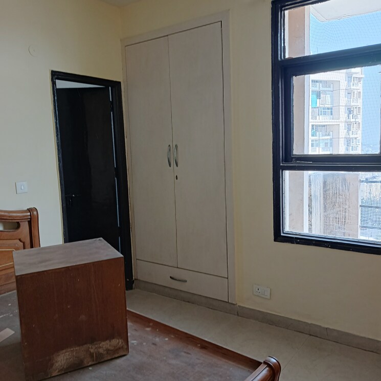 Room, srs-residency 3 Bedroom 1557 Sq.Ft. Apartment In Sector 88 Faridabad 8272542