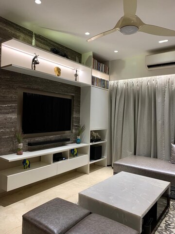 Bedroom in 3 BHK Apartment at Omkar Alta Monte, Malad East – for Rent