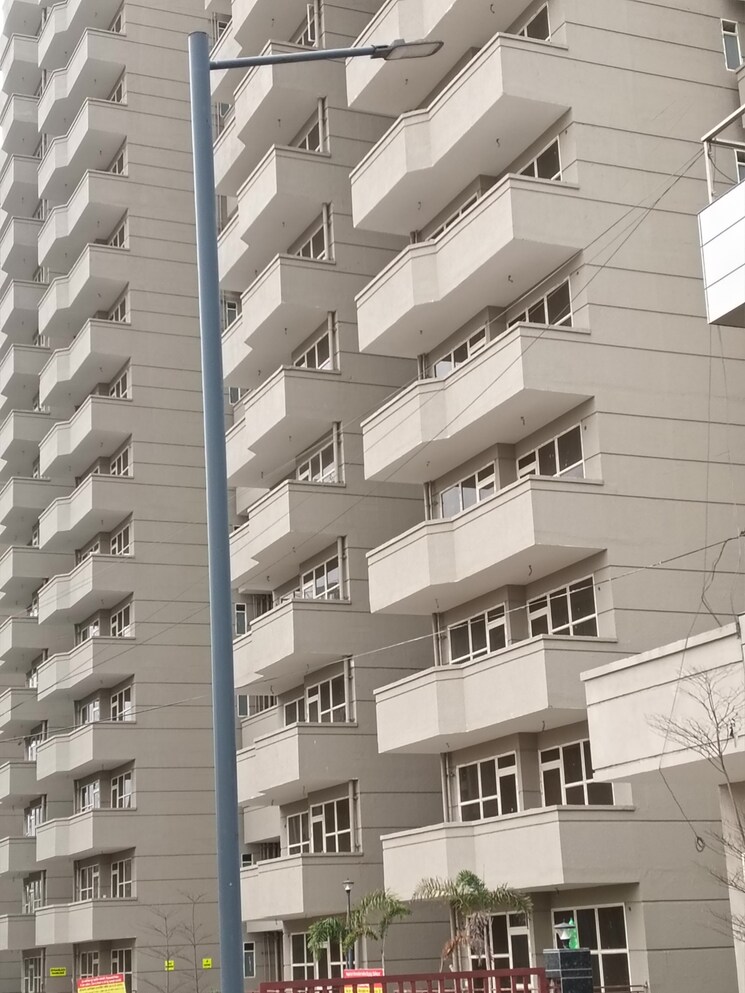 Exterior View, pyramid-pride 2 Bedroom 578 Sq.Ft. Apartment In Sector 76 Gurgaon 8272567