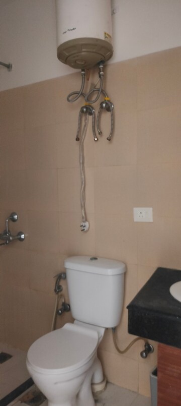 Bathroom in 3 BHK Apartment at Pioneer Park Phase 1, Sector 61 – for Rent