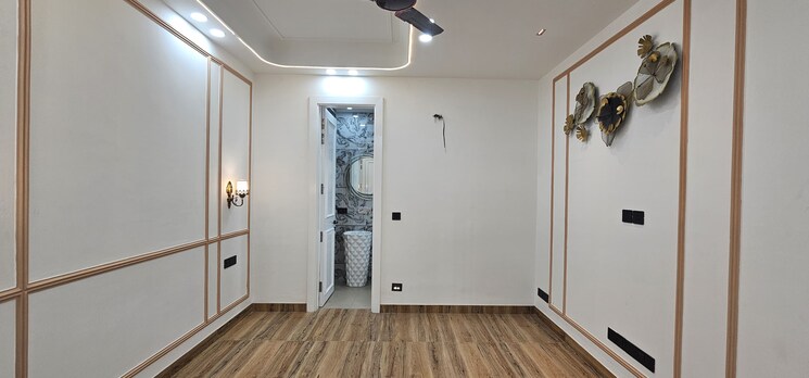 Room, unitech-south-city-ii 3.5 Bedroom 2700 Sq.Ft. Builder Floor In Sector 50 Gurgaon 8272724