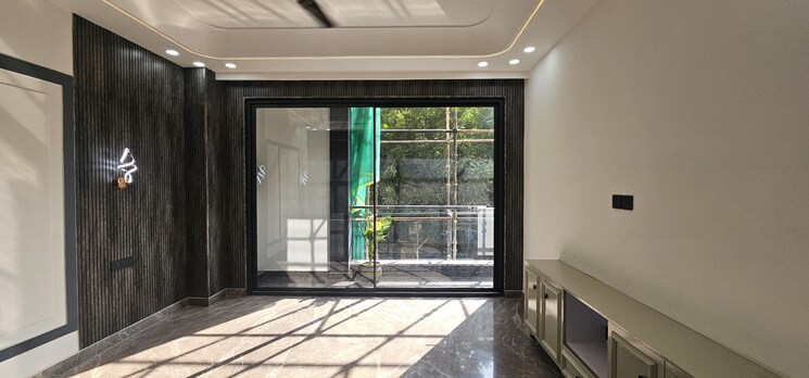 Room, unitech-south-city-ii 3.5 Bedroom 2700 Sq.Ft. Builder Floor In Sector 50 Gurgaon 8272724