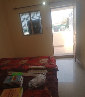 Bedroom in 2 BHK Villa at Aliganj – for Rent