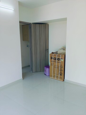 Room in 1 BHK Apartment at Ashar Axis, Majiwada – for Rent