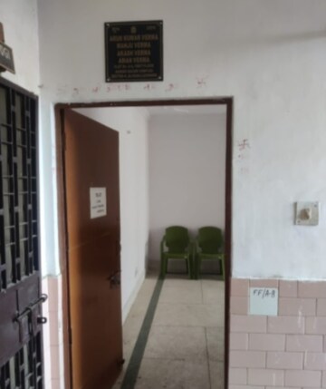 Building Lobby in 2 BHK Independent House at Aliganj – for Rent