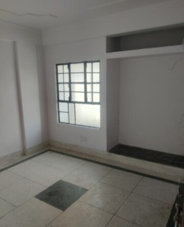 Room in 2 BHK Independent House at Aliganj – for Rent