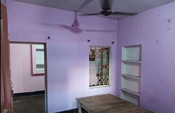 1 BHK Builder Floor For Rent in Aliganj