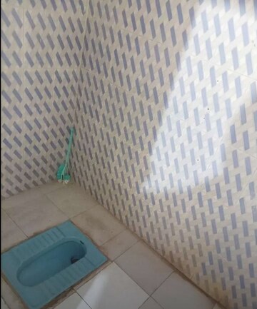 Bathroom in 1 BHK Builder Floor at Aliganj – for Rent