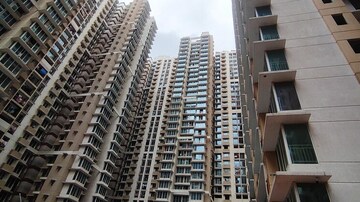 2 BHK Apartment For Rent in Marathon Nexzone, New Panvel