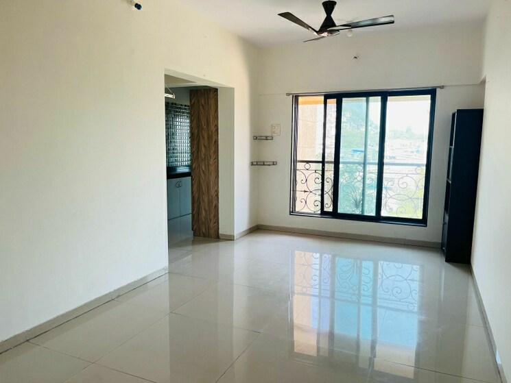 Living Room, mayfair-housing-hillcrest 2 Bedroom 700 Sq.Ft. Apartment In Vikhroli West Mumbai 8272978