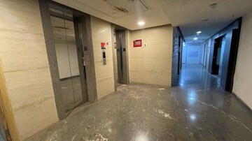 Room in  Office Space at Everest Chambers, Andheri East – for Rent