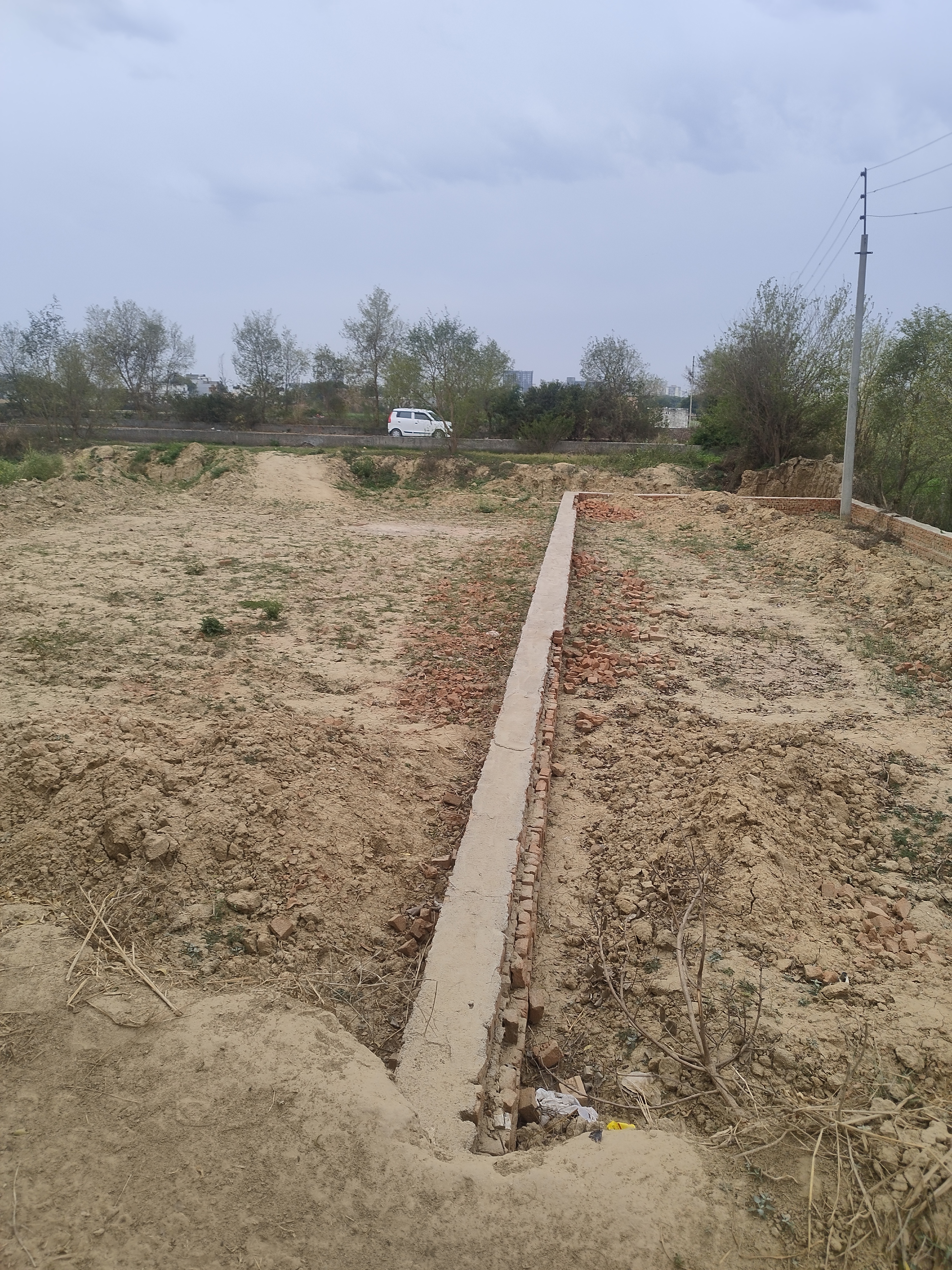 Land For Sale in Hum Tum Road Morta,gzb.