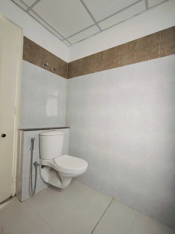 Bathroom in 3 BHK Apartment at Laxmi Raajvilas, Goregaon West – for Rent