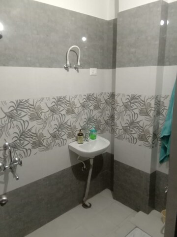 Bathroom in 4 BHK Builder Floor at Kavi Nagar – for Sale