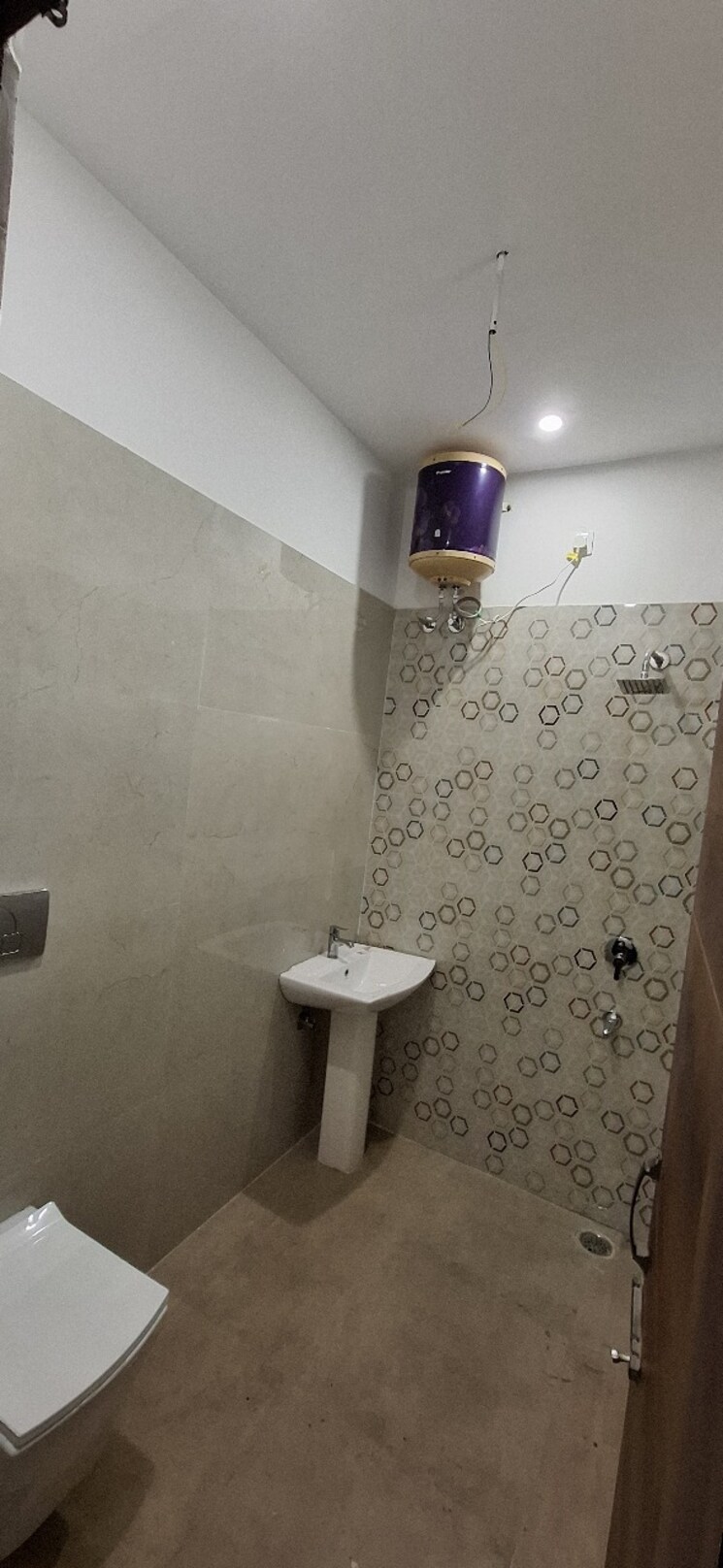 Bathroom, sector 115 2 Bedroom 980 Sq.Ft. Apartment In Sector 115 Mohali 8273260