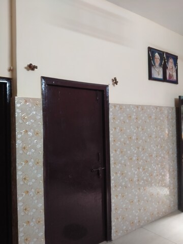 Furnished Amenities in 4 BHK Independent House at Gamma I Greater Noida – for Sale