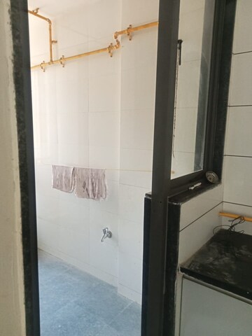 Room in 3 BHK Apartment at Paldi – for Rent